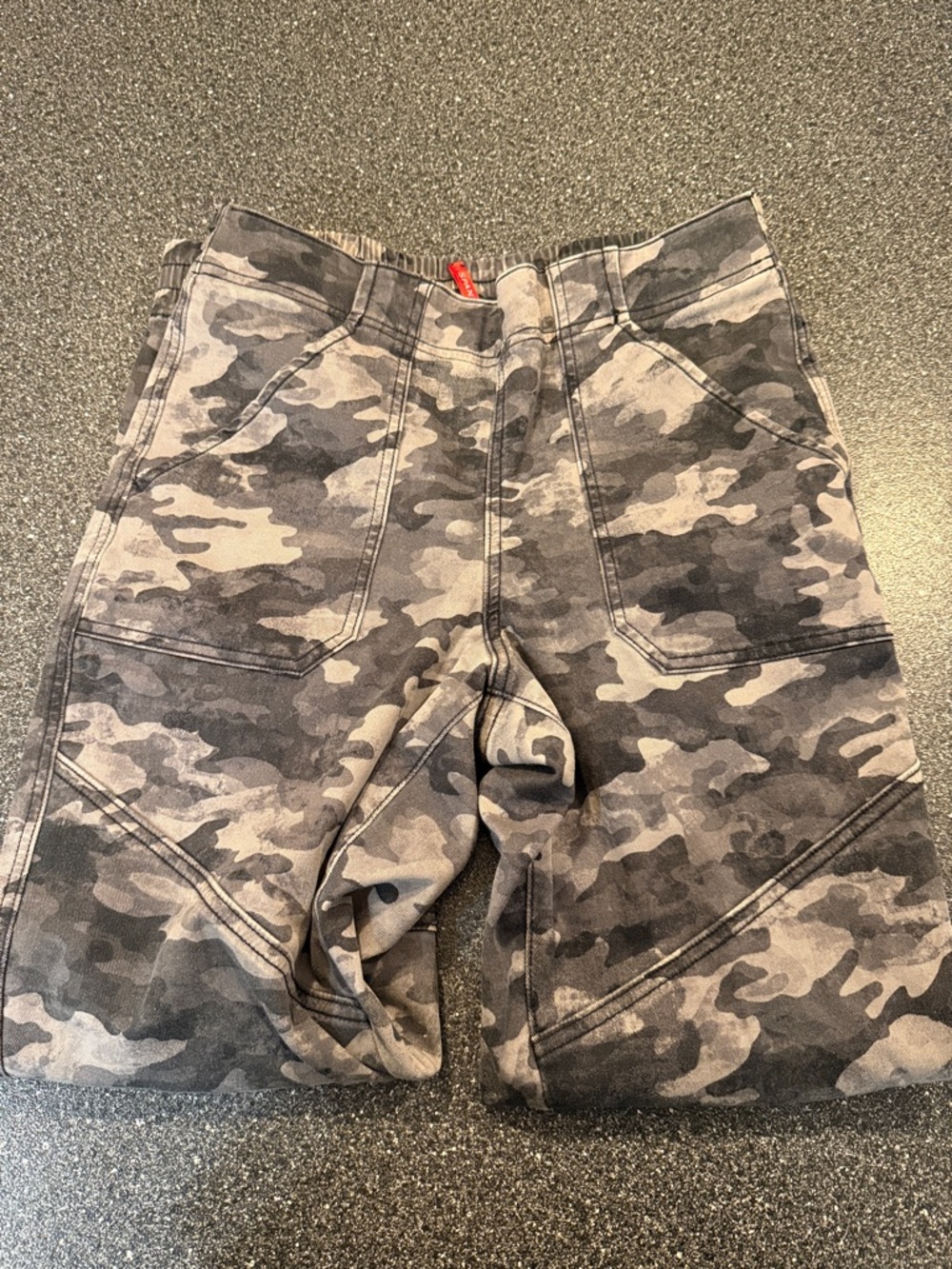 Women’s SPANX Black and Gray Camo Elastic Waistband Joggers - size Medium - Picture 3 of 7